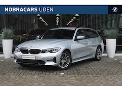 BMW 3-serie Touring - 330i Executive Sport Line Automaat / Sportstoelen / Live Cockpit Professional / Stoelverwa