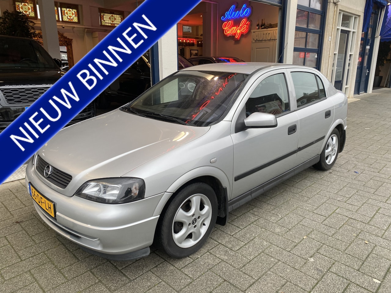 Opel Astra - 1.6 Club AUTOMAAT/AIRCO/5-DEURS - AutoWereld.nl