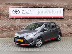 Toyota Yaris - 1.5 Hybrid Design Red | PDC V+A