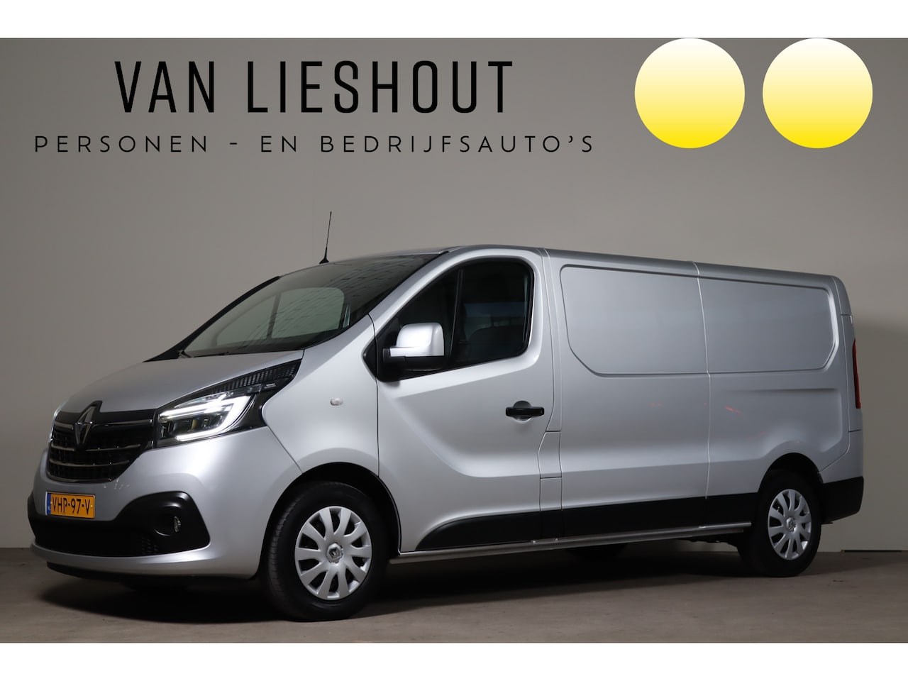 Renault Trafic - 2.0 dCi 145 PK L2H1 Comfort NL-Auto!! CARPLAY I NAV - AutoWereld.nl