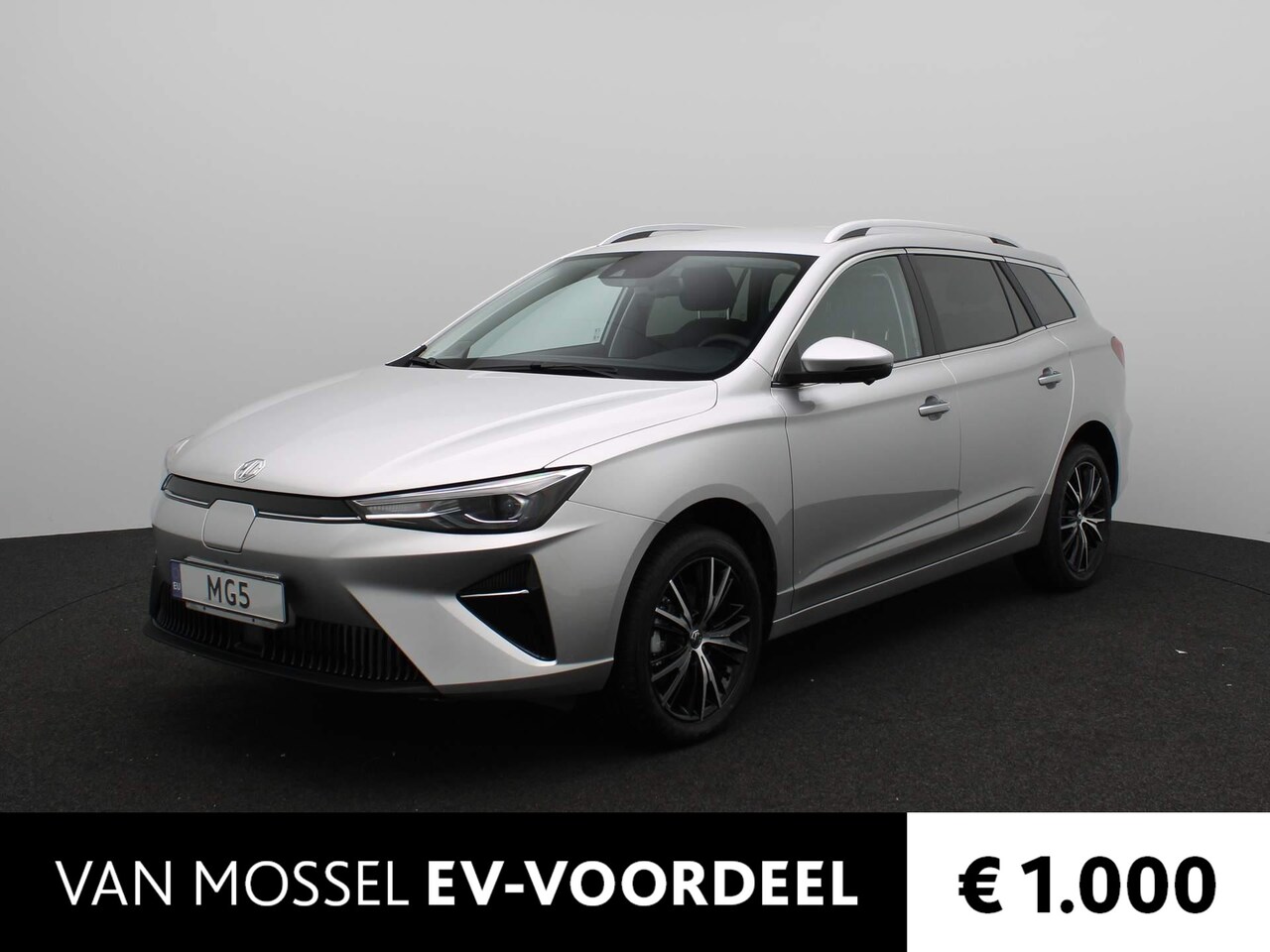 MG 5 - Standard Range Luxury 50 kWh | €9.000,- Korting | Leder | LED | Carplay | 360 CAM - AutoWereld.nl