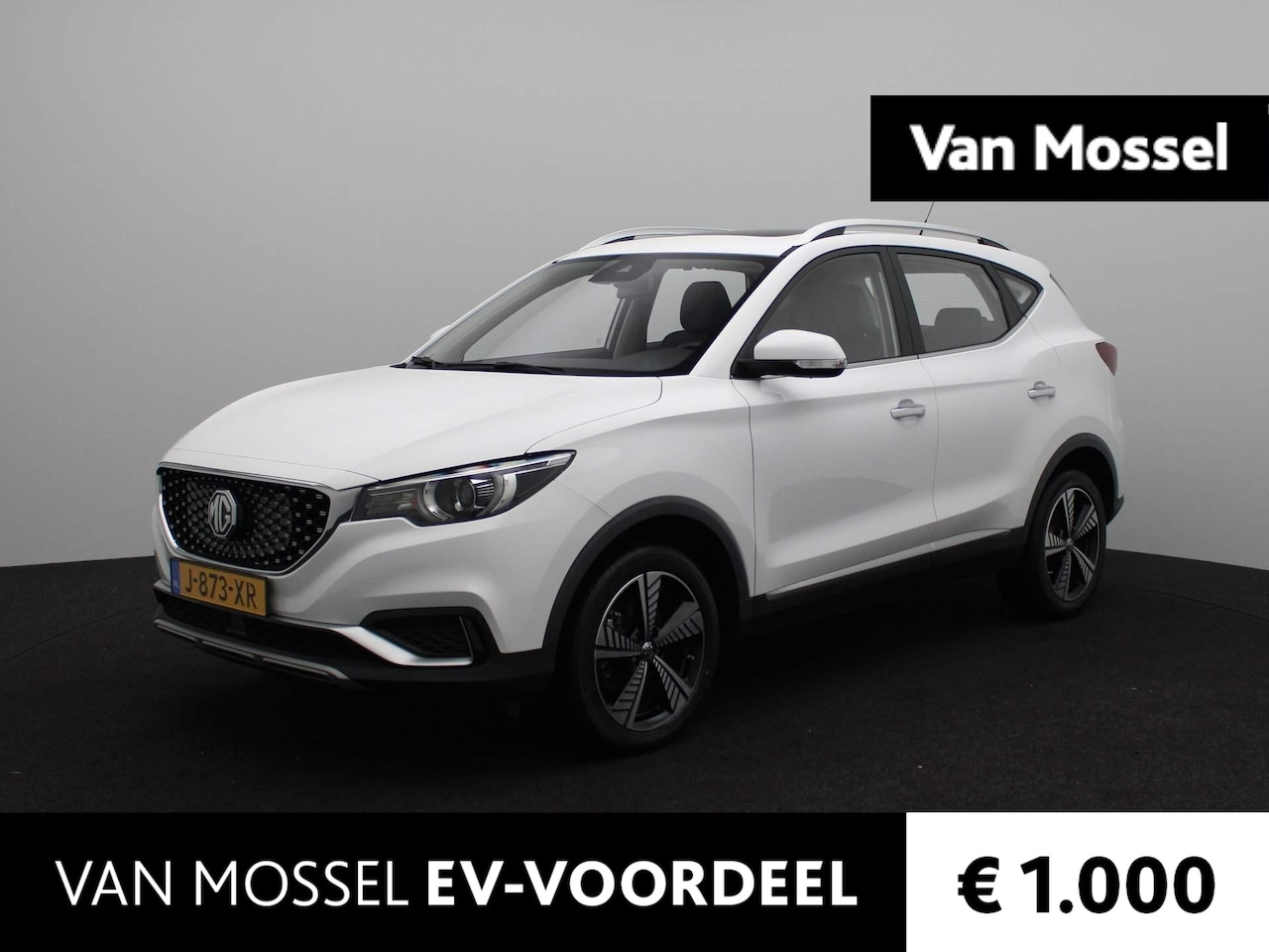 MG ZS - EV Luxury 45 kWh | Leder | Navi | Airco | PDC | LMV | Schuifdak | Cam | - AutoWereld.nl