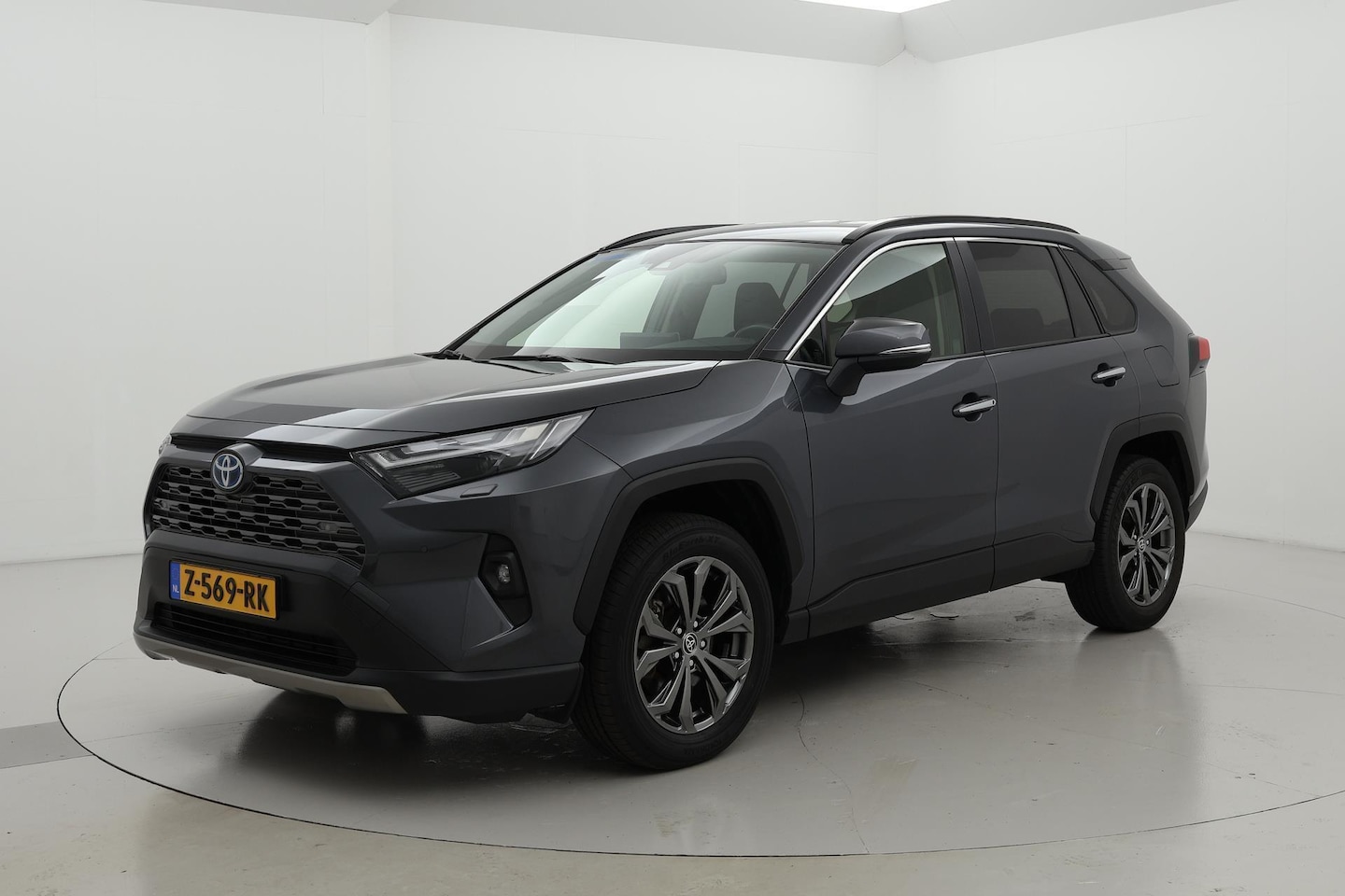 Toyota RAV4 - 2.5 Hybrid AWD Executive Trekhaak Dodehoek - AutoWereld.nl