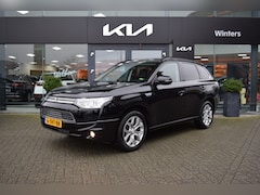 Mitsubishi Outlander - 2.0i-16V 4WD PHEV Instyle Autom. ECC Cr.Control Navi+Camera+BT Leder+Verw. SK-dak Trekhaak