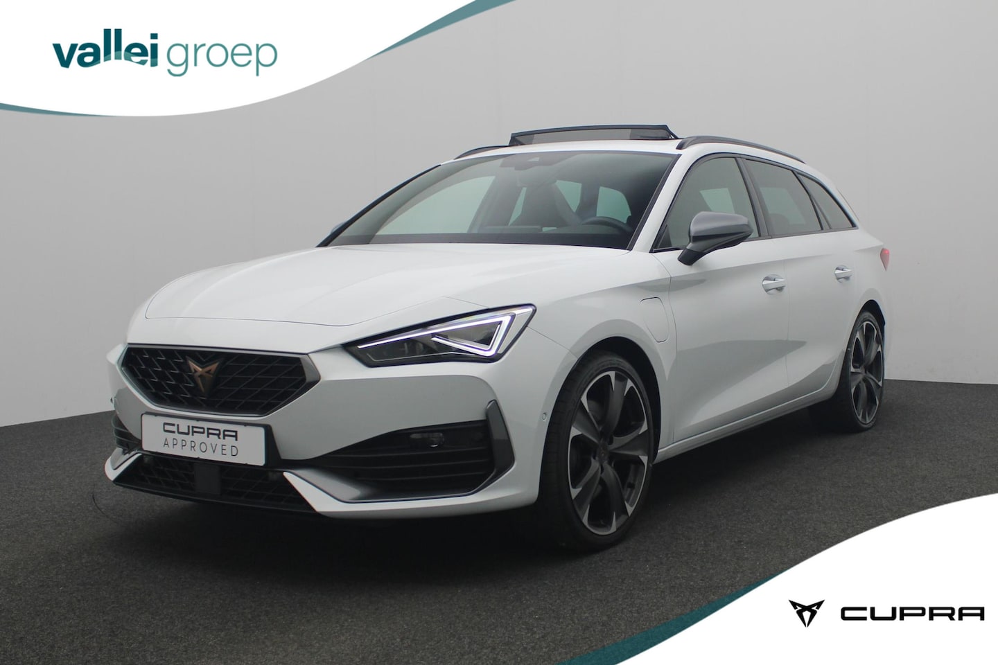 CUPRA Leon Sportstourer - 1.4 245PK DSG e-Hybrid VZ Performance | Pano | Matrix LED | Adaptief onderstel | Geheugens - AutoWereld.nl