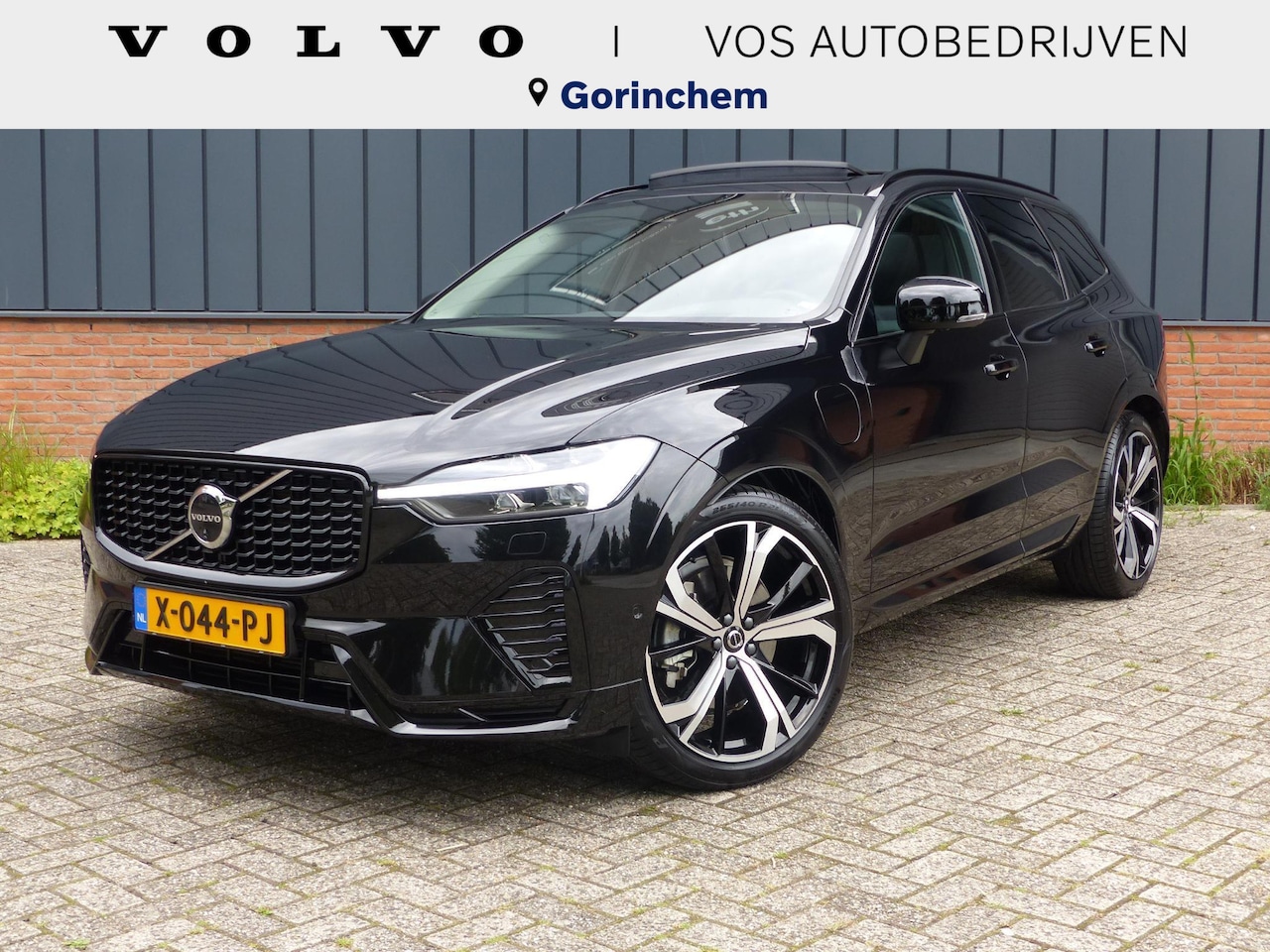 Volvo XC60 - Recharge T6 AWD Ultimate Dark |Luchtvering|Massage| - AutoWereld.nl