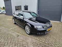 Audi A4 Avant - 4.2 V8 quattro S4