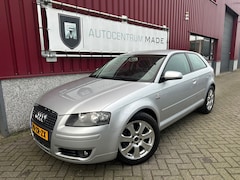 Audi A3 - 1.8 TFSI Attraction Pro Line Business // Automaat // Clima // Leder // PDC