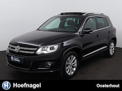 Volkswagen Tiguan - 2.0 TSI Sport&Style 4motion R-line Edition Automaat | Panoramadak | Stoelverwarming | Navi