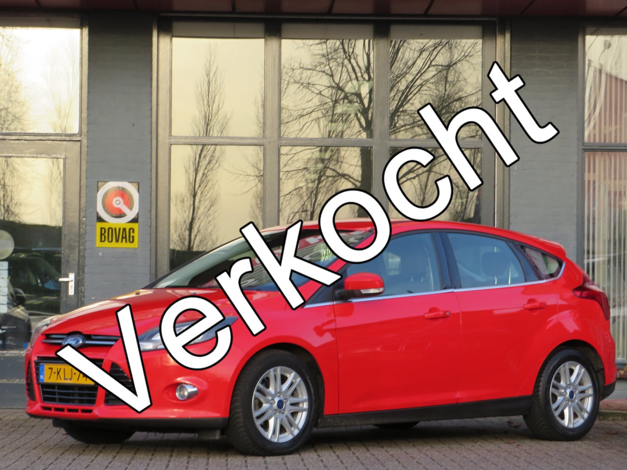 Ford Focus - 1.0 EcoBoost Titanium | Clima-Airco | Parkeersensoren | Trekhaak | Incl. Garantie | Blueto - AutoWereld.nl