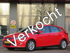 Ford Focus - 1.0 EcoBoost Titanium | Clima-Airco | Parkeersensoren | Trekhaak | Incl. Garantie | Blueto