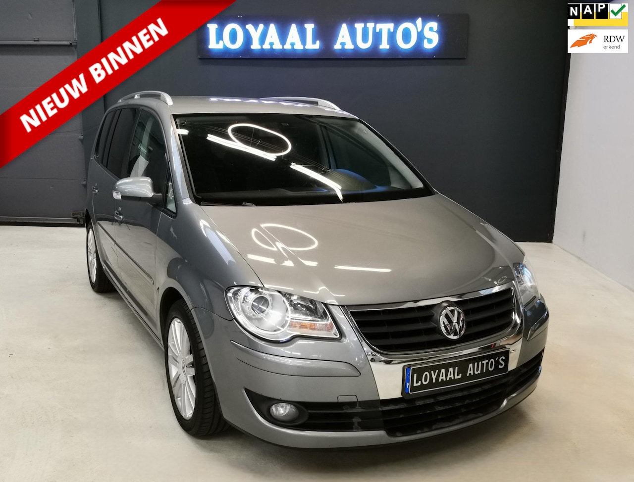 Volkswagen Touran - 1.4 TSI Comfortline | AUT | AIRCO | TREKHAAK | CRUISE | PDC | ELEK.RAMEN | NAP | APK. - AutoWereld.nl