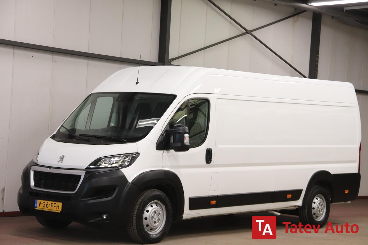 Peugeot Boxer - 2.2 BlueHDi L4H2 AIRCO CRUISE CONTOL EURO 6 - AutoWereld.nl