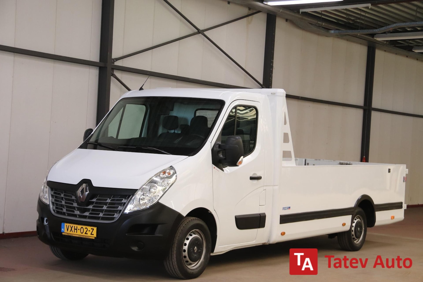 Renault Master - T35 2.3 dCi 170PK OPEN LAADBAK - AutoWereld.nl