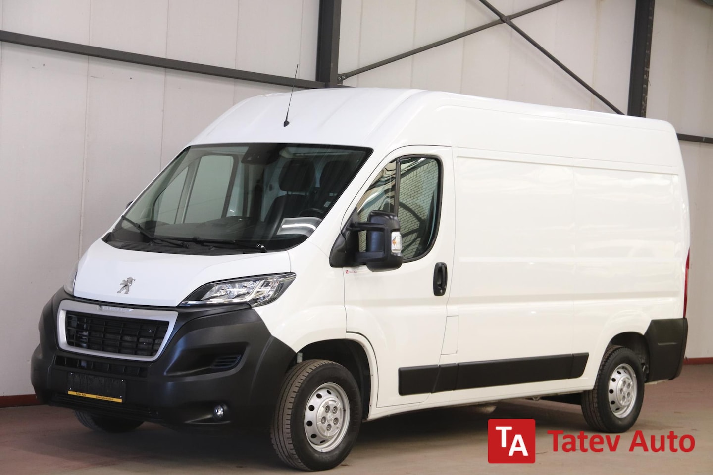 Peugeot Boxer - 2.2 120PK L2H2 ACHTERUITRIJCAMERA EURO 6 - AutoWereld.nl