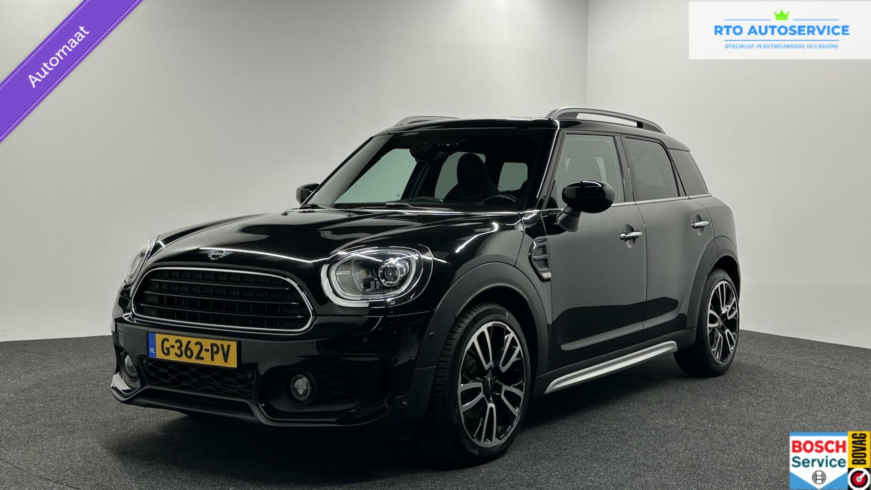 MINI Countryman - 1.5 Cooper White Silver Edition JCW Interieur - AutoWereld.nl