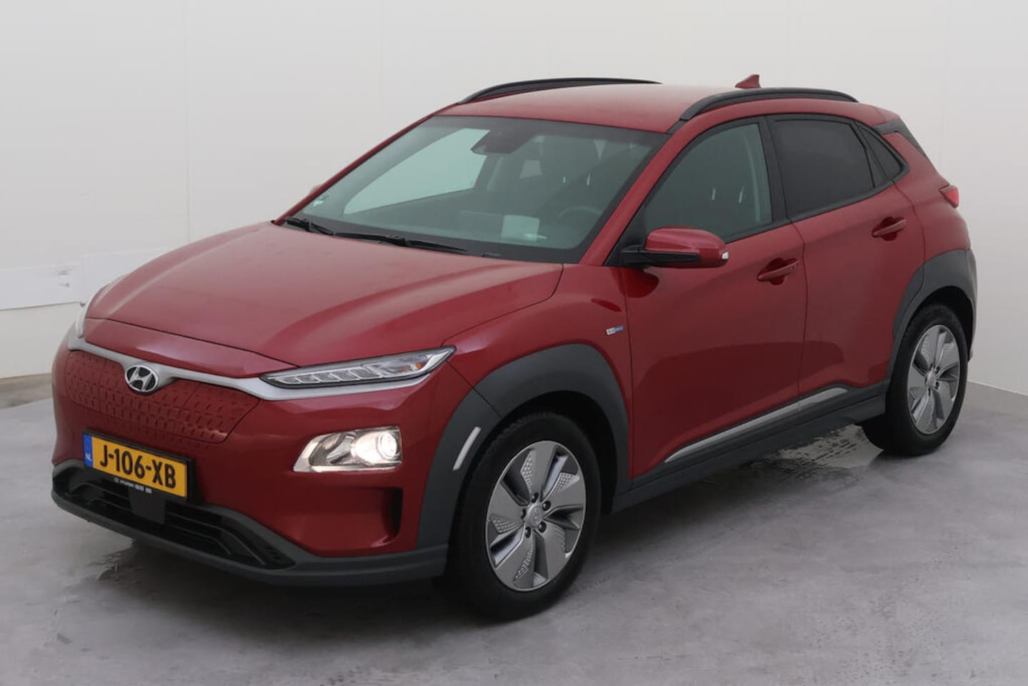 Hyundai Kona Electric - EV Fashion 64kWh 204pk 482km WLTP [ HUD+CAMERA+CARPLAY+CLIMAAT+ACC+PDC+NAVIGATIE ] - AutoWereld.nl