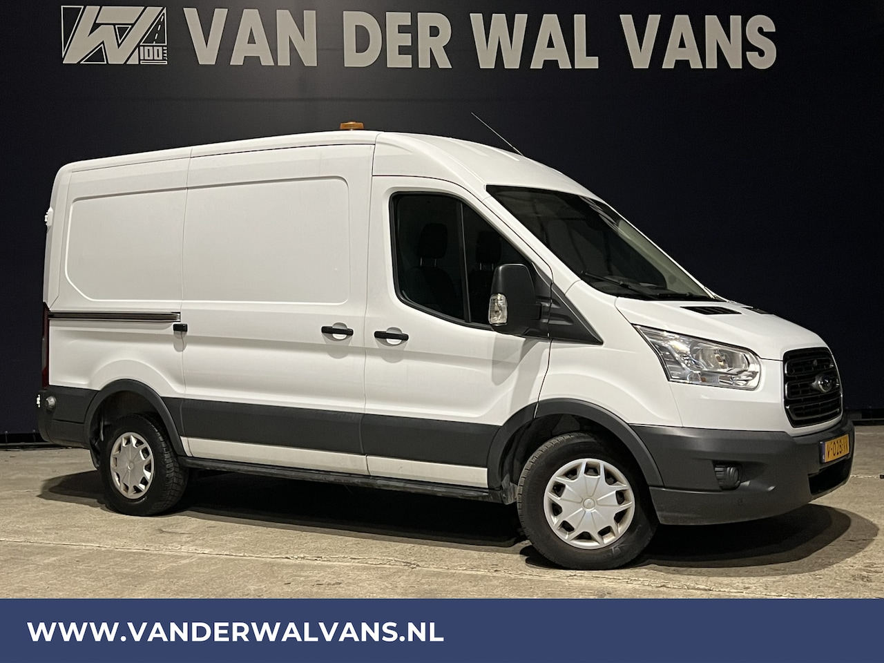 Ford Transit - 2.0 TDCI L2H2 Euro6 Airco | LED | Cruisecontrol Parkeersensoren - AutoWereld.nl