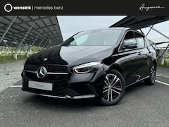 Mercedes-Benz B-klasse - 250 e Star Edition Luxury Line | Panoramadak | 360 camera | Sfeerverlichting | Trekhaak |