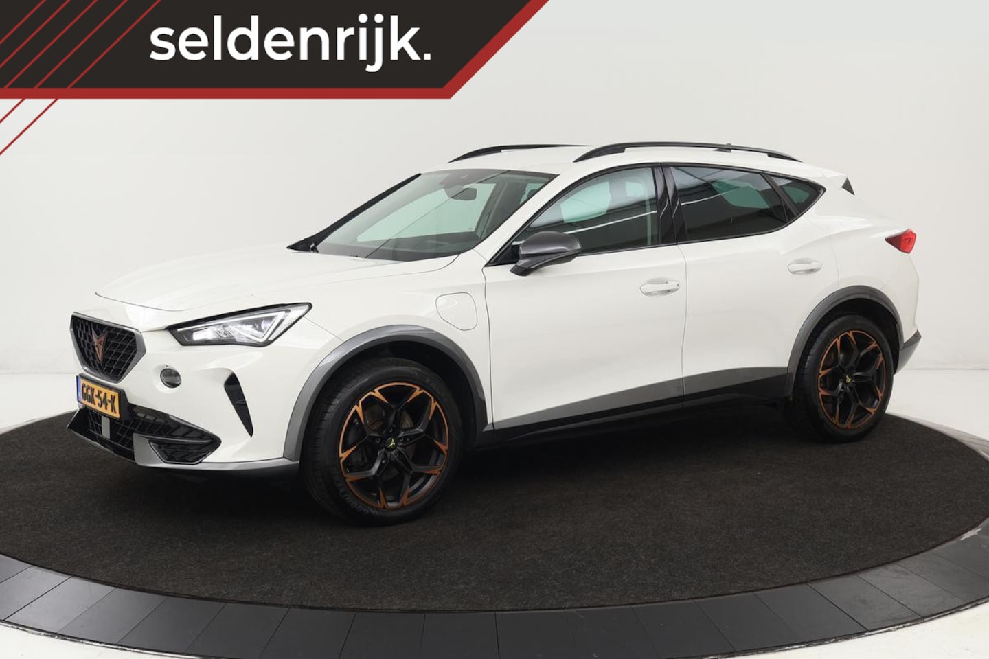 CUPRA Formentor - 1.4 e-Hybrid Business | Trekhaak | Adaptive cruise | Carplay | Full LED | Verwarmd stuurwi - AutoWereld.nl