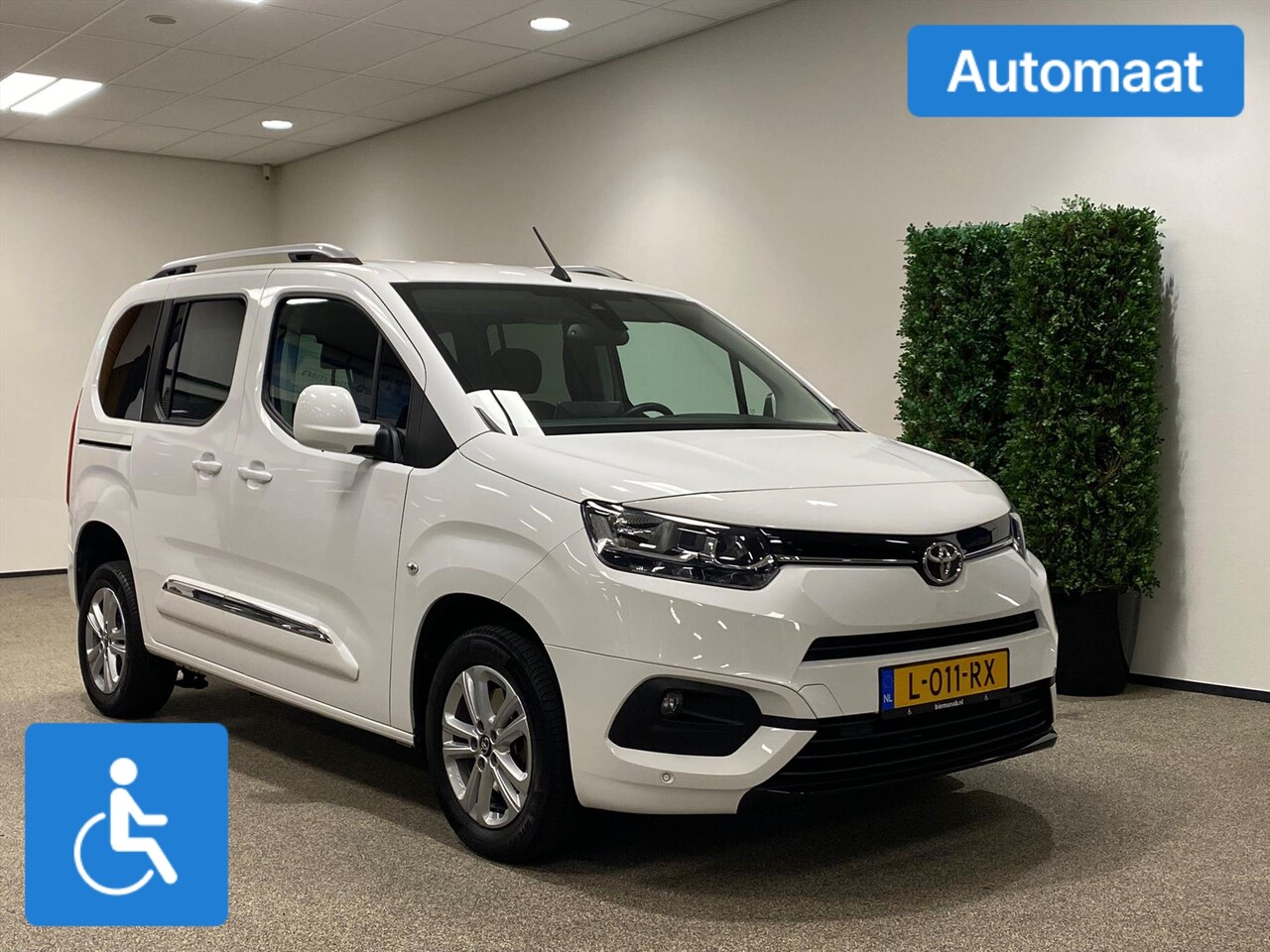 Toyota ProAce City Verso - L1 Rolstoelauto Automaat - AutoWereld.nl