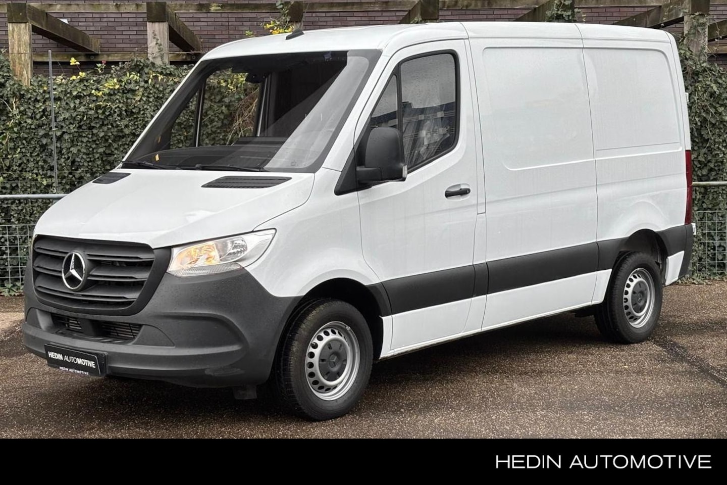 Mercedes-Benz Sprinter - 211 L1 FWD Automaat Functional | Trekhaak - AutoWereld.nl