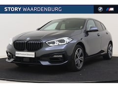 BMW 1-serie - 118i Executive Sport Line Automaat / Trekhaak / Sportstoelen / LED / Live Cockpit Professi