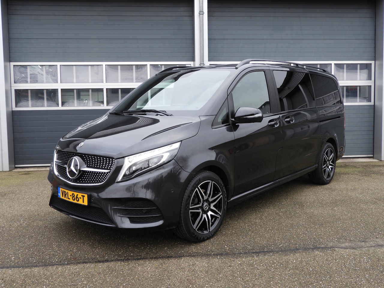 Mercedes-Benz V-klasse - 250d Lang AMG-LINE | LED | LEDER | 360° CAMERA | BURMESTER - AutoWereld.nl