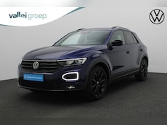 Volkswagen T-Roc - 1.5 TSI 150PK DSG Sport Black Style | Trekhaak | Navi | Full LED | Virtual Cockpit | Camer