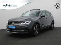 Volkswagen Tiguan - 1.4 TSI 245PK DSG eHybrid Elegance | Pano | Trekhaak | IQ Light | Camera | Navi | Alcantar