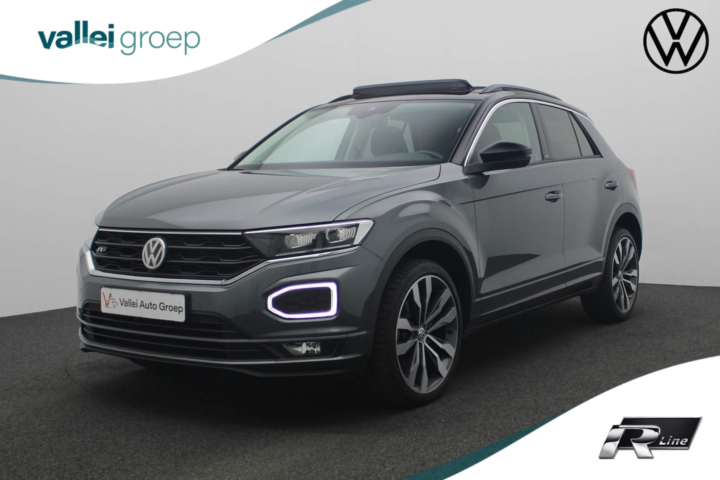 Volkswagen T-Roc - 1.5 TSI 150PK DSG Sport Business R / R-Line | Pano | Trekhaak | Beats Audio | Stoelverwarm - AutoWereld.nl