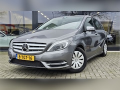 Mercedes-Benz B-klasse - 180 Ambition + VOLLEER + XENON + CRUISE + NAVIGATIE