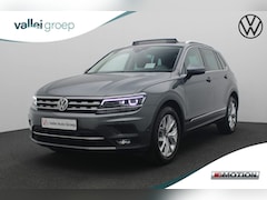 Volkswagen Tiguan - 2.0 TSI 190PK DSG 4Motion Highline | Pano | HUD | Dynaudio sound | Navi | 18 inch | ACC