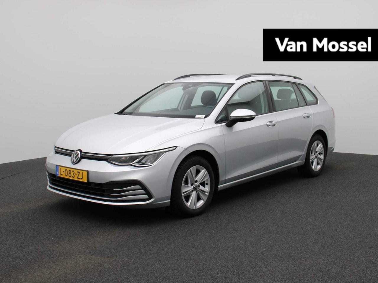 Volkswagen Golf Variant - 1.0 TSI Life | All Season Banden | Keyless Start | Navigatie | Climatronic | Parkeersensor - AutoWereld.nl