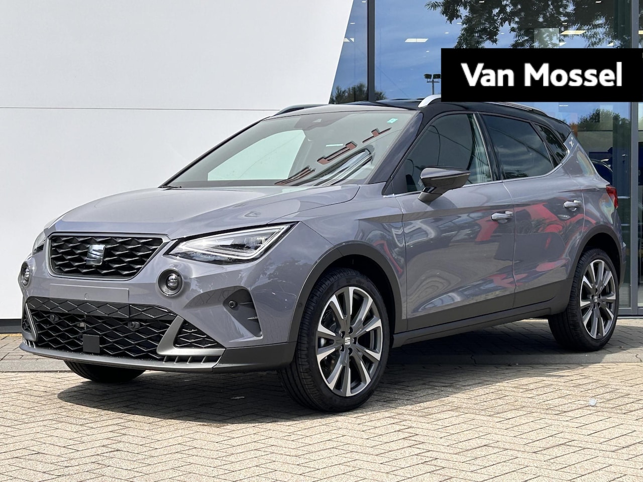 Seat Arona - 1.0 EcoTSI FR Anniversary 95 PK | LED Koplampen | Apple Carplay & Android Auto | Climate C - AutoWereld.nl