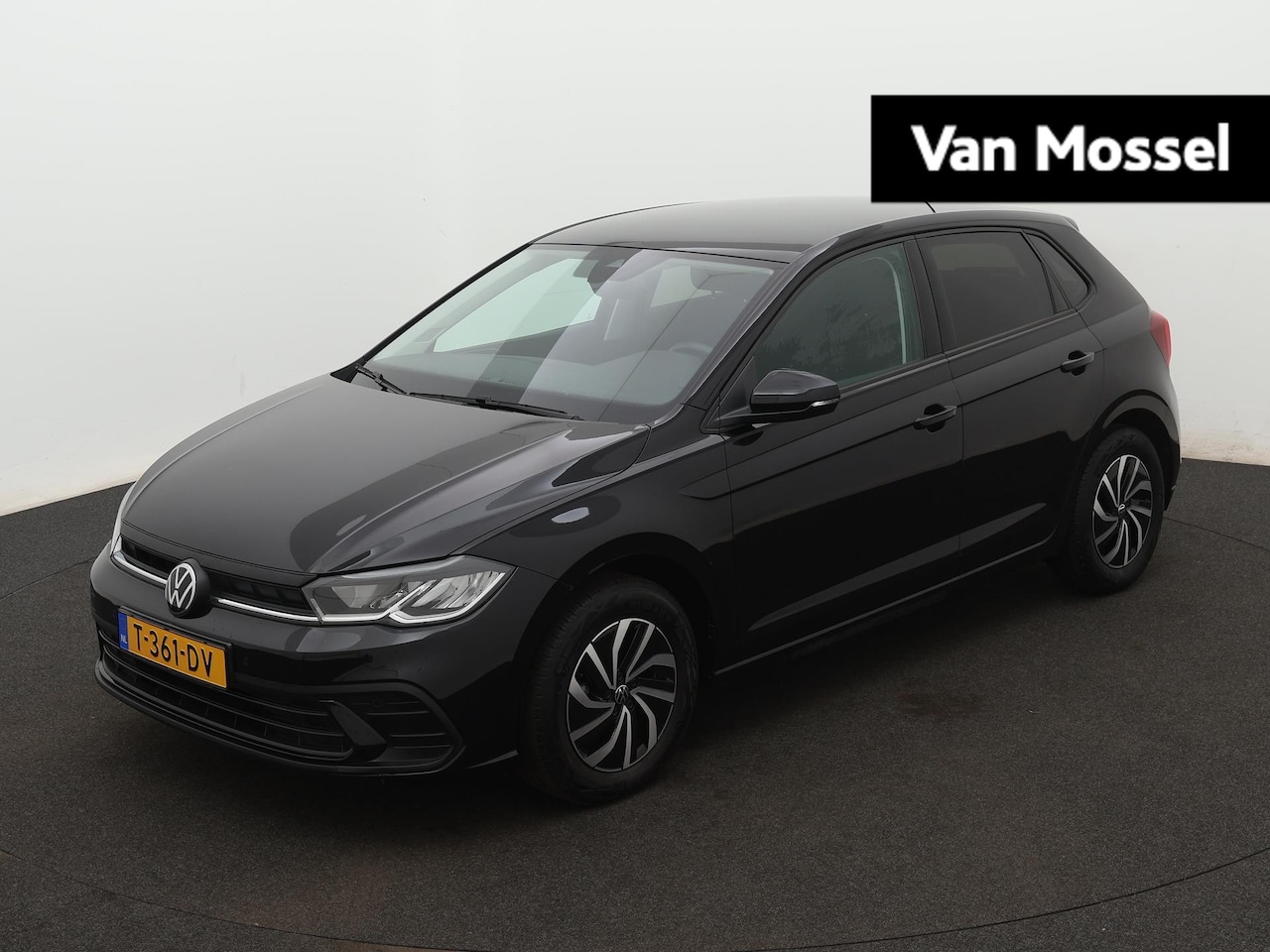 Volkswagen Polo - 1.0 TSI Life 95 PK | Navigatie | Stoelverwarming | Keyless | Parkeersensoren | Bluetooth | - AutoWereld.nl