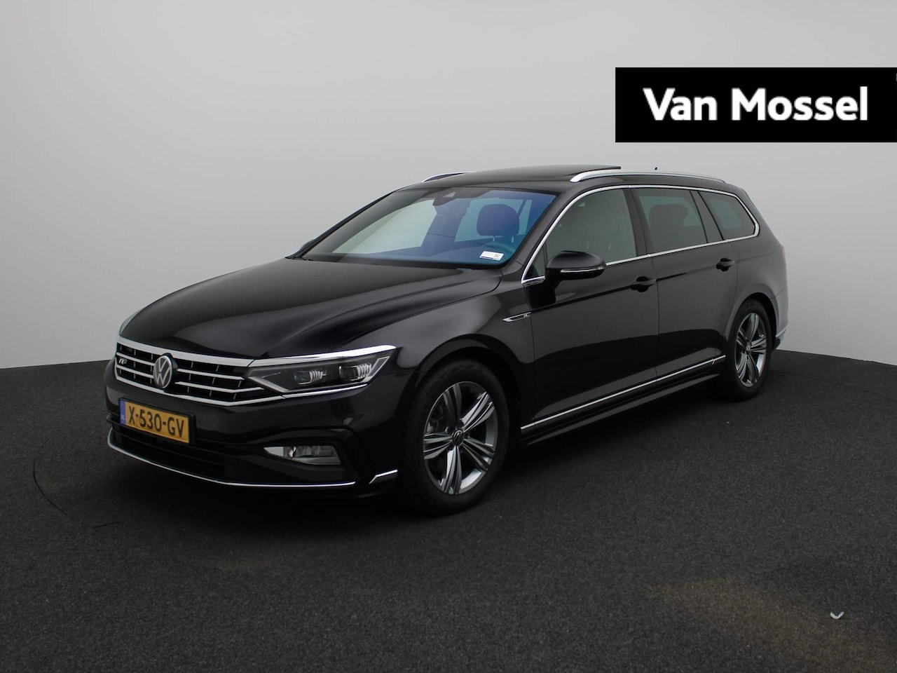 Volkswagen Passat Variant - 1.5 TSI R-Line Business + 150 PK | R-Line | Leder | Navigatie | Camera | Harman Kardon | P - AutoWereld.nl