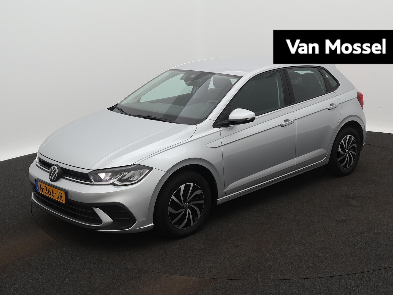 Volkswagen Polo - 1.0 TSI Life | All Season Banden | Airco | Digital Cockpit | Adaptive Cruise Control | Nav - AutoWereld.nl