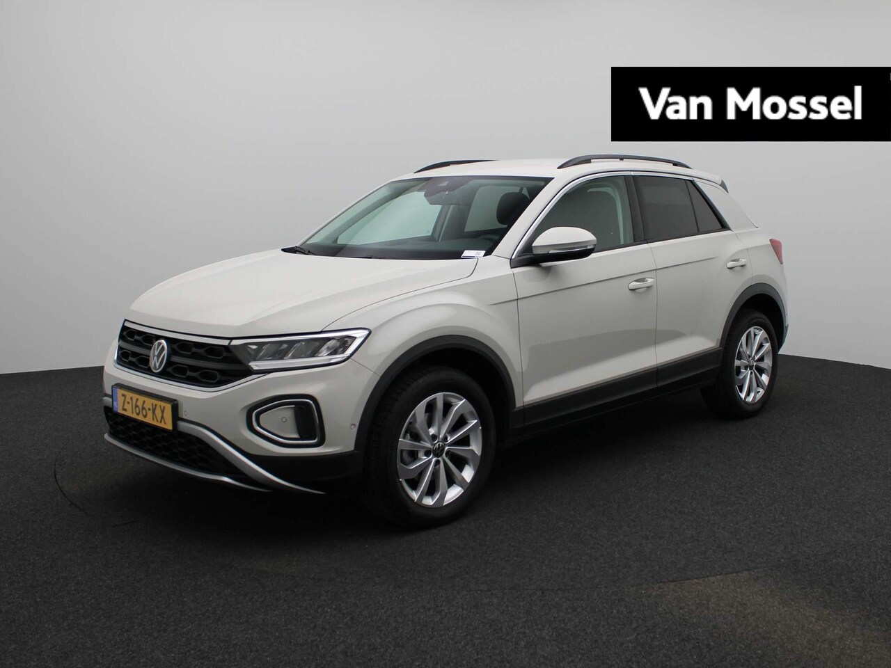 Volkswagen T-Roc - 1.0 TSI Life | Apple Carplay | Airco | Parkeersensoren | 17 Inch Velgen | LED | Cruise Con - AutoWereld.nl