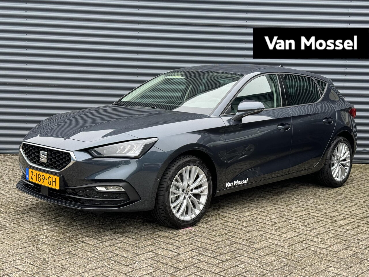 Seat Leon - 1.0 TSI Style Business Intense 110 PK | LED Koplampen | Navigatie | Climate Control | Acht - AutoWereld.nl