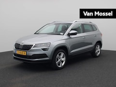 Skoda Karoq - 1.5 TSI ACT Style 150 PK | TREKHAAK | AUTOMAAT | LED KOPLAMPEN | NAVIGATIE | STOELVERWARMI