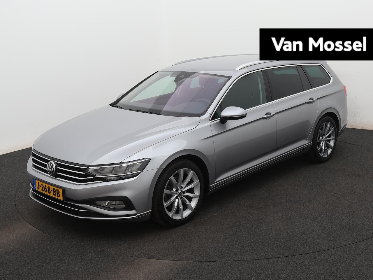 Volkswagen Passat Variant - 1.5 TSI Comfort Business Trekhaak | Automaat | Keyless | 18 Inch velgen | Adaptive Cruise - AutoWereld.nl