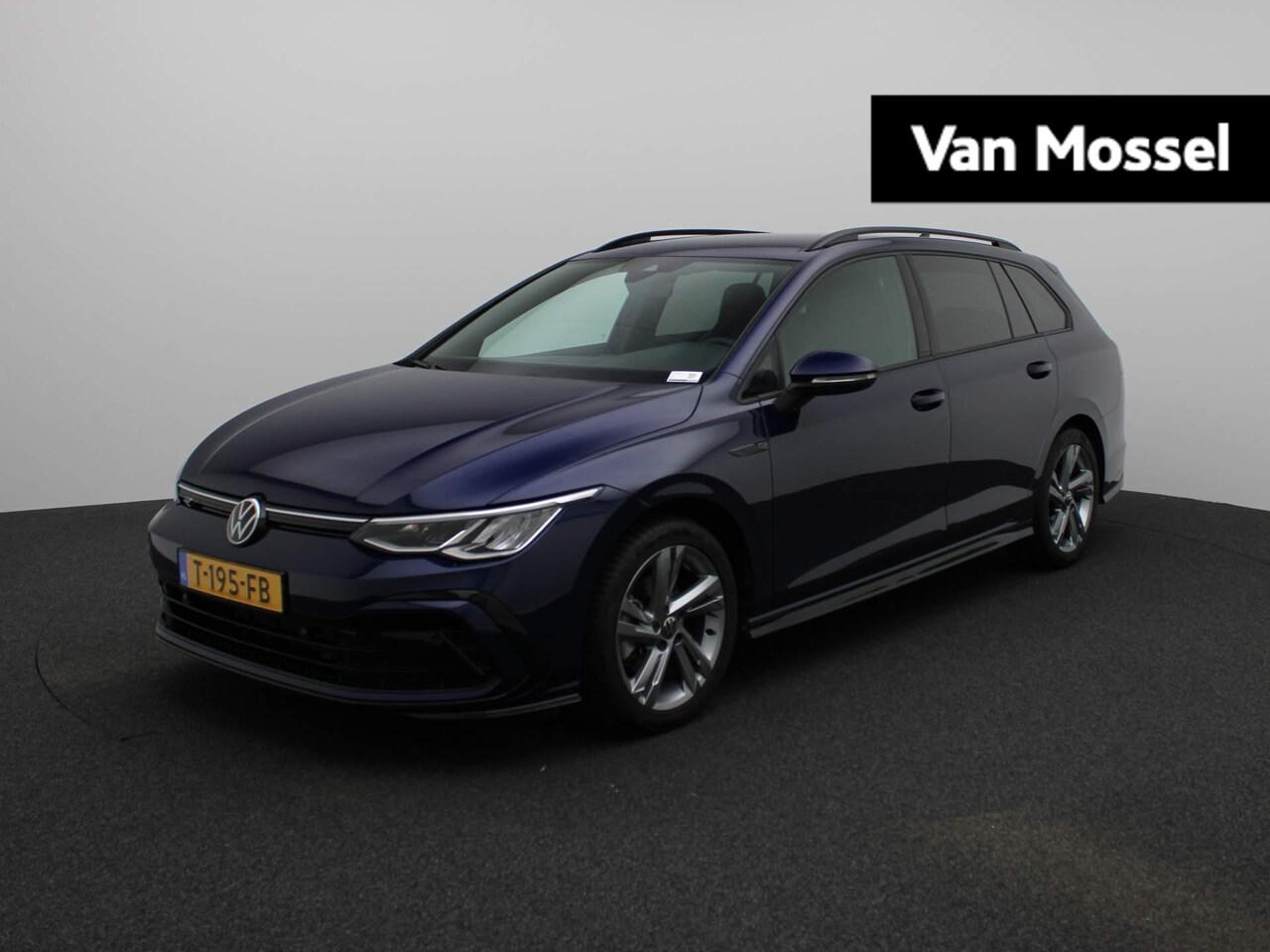 Volkswagen Golf Variant - 1.5 TSI R-Line 131 PK | Apple Carplay | Parkeersensoren | Climate Control | Adaptive Cruis - AutoWereld.nl