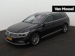 Volkswagen Passat Variant - 2.0 TSI R-Line 190 PK | Automaat | Panorama dak | Keyless | Digital Cockpit PRO | Navigati