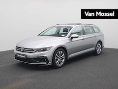 Volkswagen Passat Variant - 1.4 TSI PHEV GTE Business 218 PK | Automaat | Navigatie | Camera | Panoramadak | Adaptive