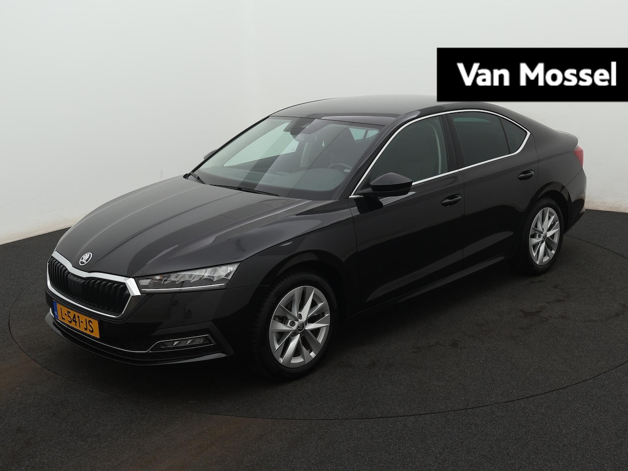 Skoda Octavia - 1.0 TSI Business Edition | TREKHAAK | CRUISE CONTROL | NAVIGATIE | - AutoWereld.nl