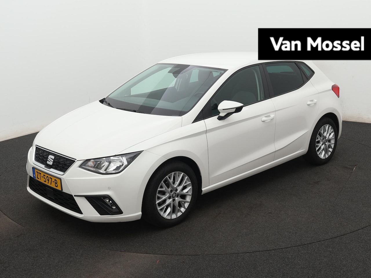 Seat Ibiza - 1.0 TSI Style Business Intense | TREKHAAK | CAMERA | CRUISE CONTROL | NAVIGATIE | CLIMATE - AutoWereld.nl