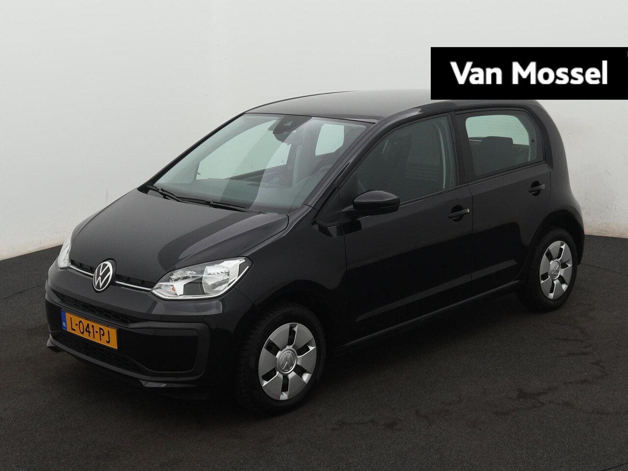 Volkswagen Up! - 1.0 MPI move up! 65 PK | Airco | Bluetooth | Telefoonhouder | Elektrische ramen | LED dagr - AutoWereld.nl