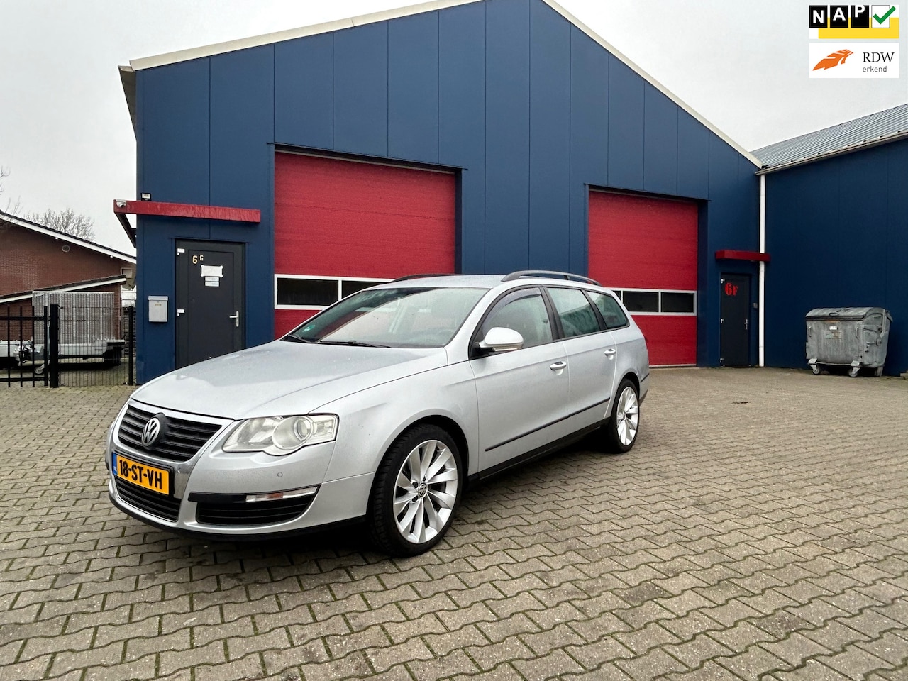 Volkswagen Passat Variant - 1.6 FSI Trendline Airco Automaat - AutoWereld.nl