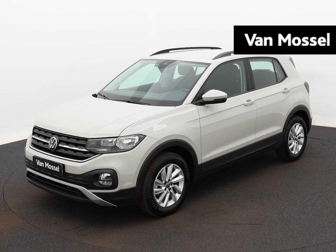 Volkswagen T-Cross - 1.0 TSI Go 95PK | Parkeersensoren | Navigatie | App Connect | Climate Control | Adaptive C - AutoWereld.nl